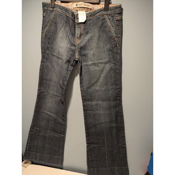 Vintage GAP Womens Denim 70s Flare Bootcut Bell Bottom 30x31 Size 6 - Picture 2 of 10